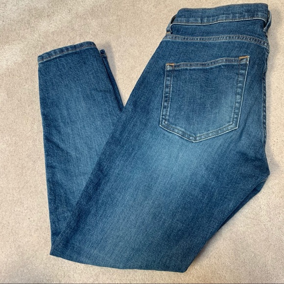 Everlane Midrise Skinny Ankle Jean - Picture 6 of 8